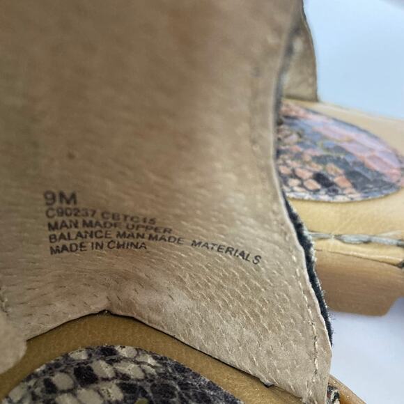 B.O.C‎ Sigrid Tan Snake Strappy Sandals Womens Sz 9 Flats - Picture 9 of 9